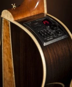 PRO MUSIC Takamine G90 Series Dreadnought AC/EL Guitar With Cutaway