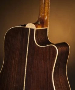 PRO MUSIC Takamine Pro Series 7 Left Handed Dreadnought AC/EL Guitar With Cutaway